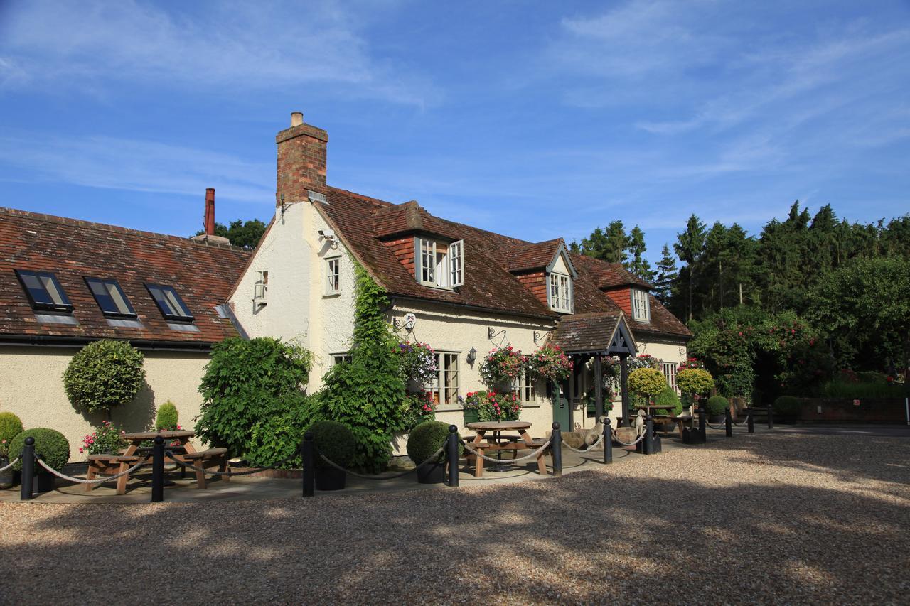 The Black Horse At Ireland Shefford Eksteriør bilde
